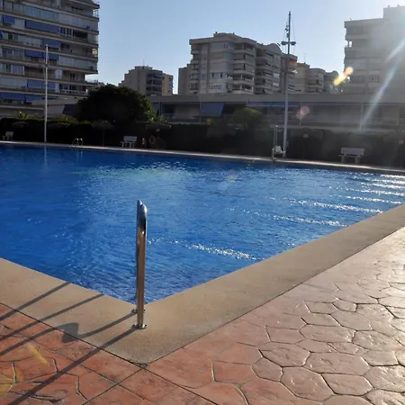 La Terraza De Club Del Mar Alicante